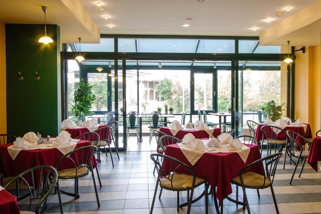 Hotel Zemaites Wilna Exterior foto